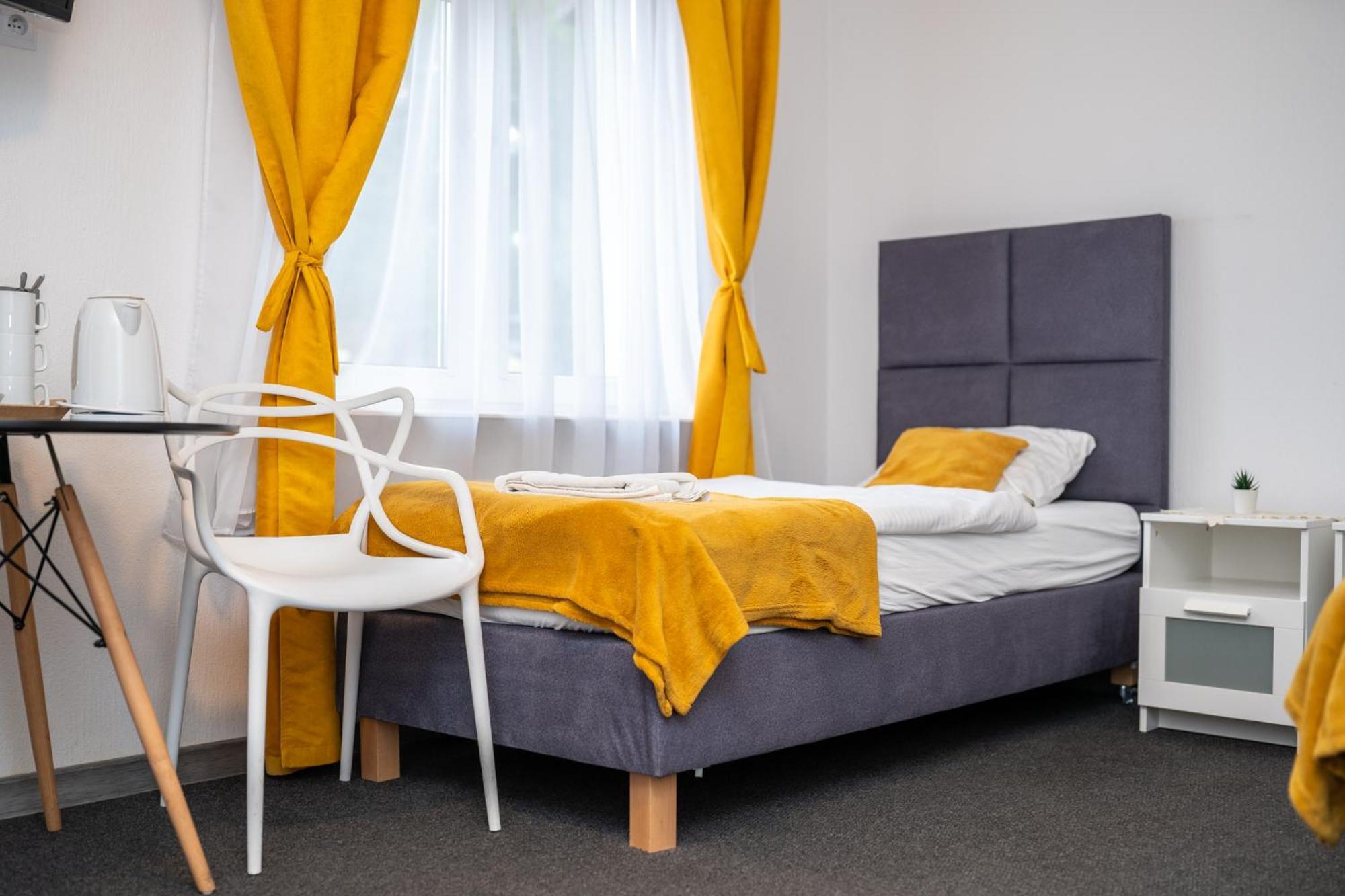 Hotel Leśne Ustronie Witnica Esterno foto