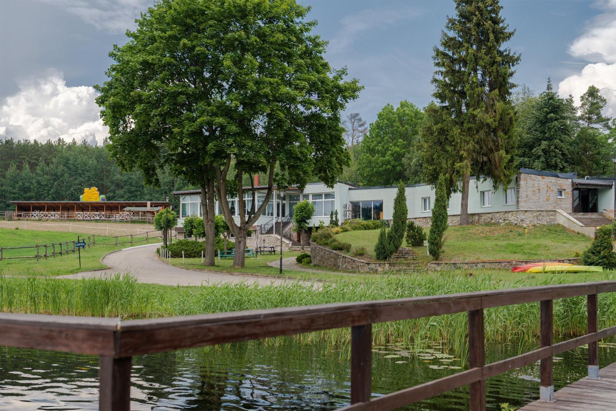 Hotel Leśne Ustronie Witnica Esterno foto